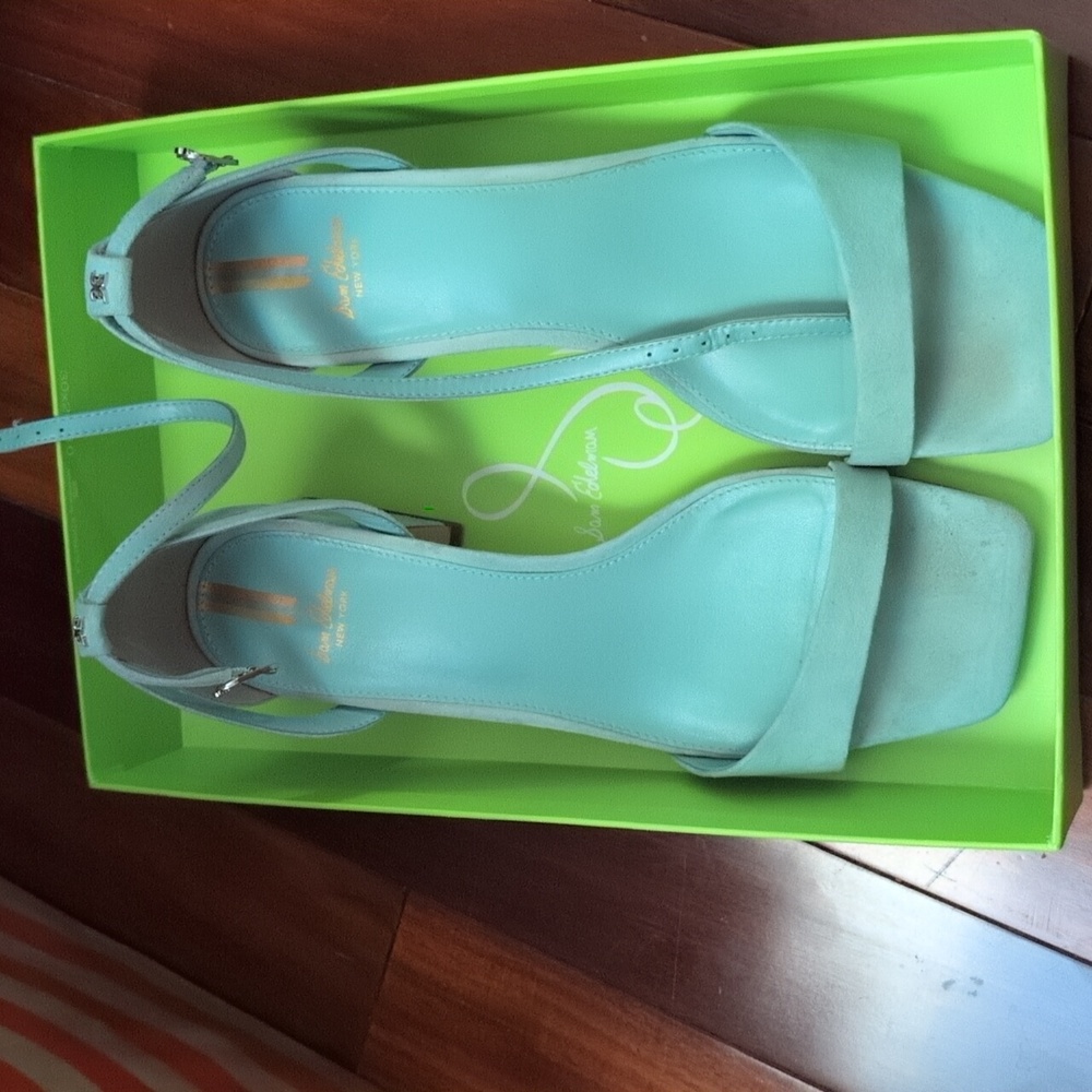 Sam Edelman Tide Blue Wilson Kitten Heel - Size 9 - NWOT